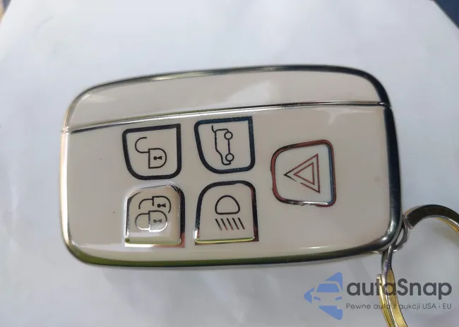 SAJBD4BV2HCY44923: 41934042