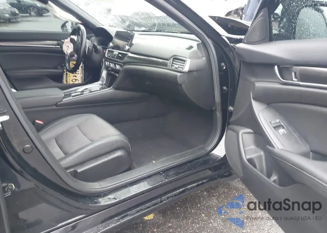 1HGCV2F33MA002015: 41934218