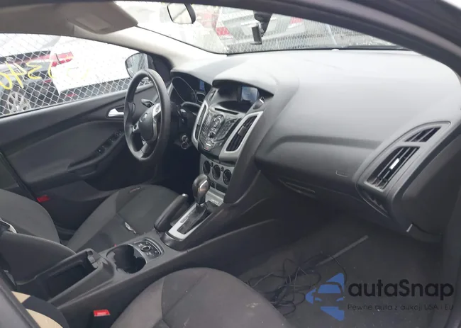 1FADP3F26EL221380: 41934557