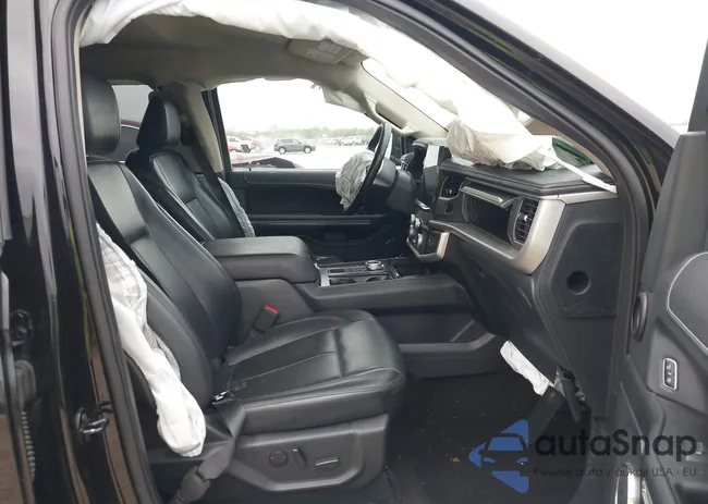 1FMJK1HTXNEA66466: 41933676