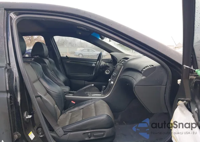 19UUA76517A046968: 41933835