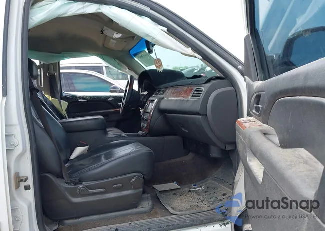 1GNSCAE04BR198182: 41933993