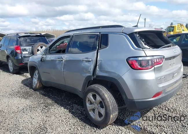 3C4NJDBB9NT135223: 41935451