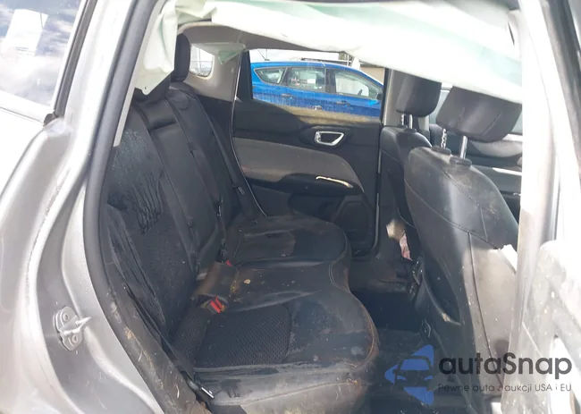 3C4NJDBB9NT135223: 41935451