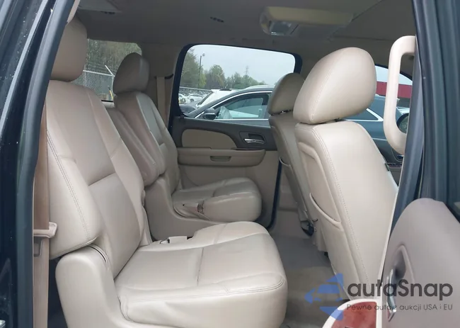 1GNSKKE75CR218043: 41935010