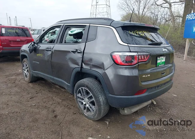 3C4NJDBB3JT161844: 41935924