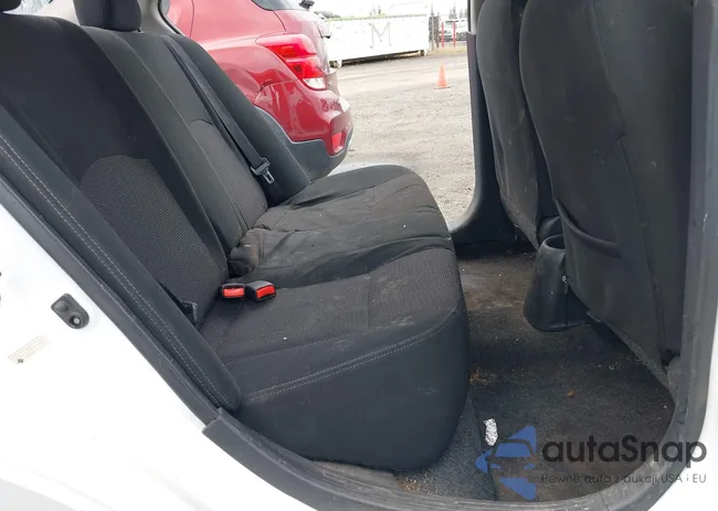 3N1CN7AP7JL875232: 41937057