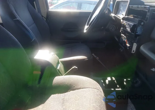 1J4FA49S61P357348: 41938170