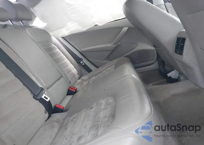 1VWCV7A35FC084188: 41938304