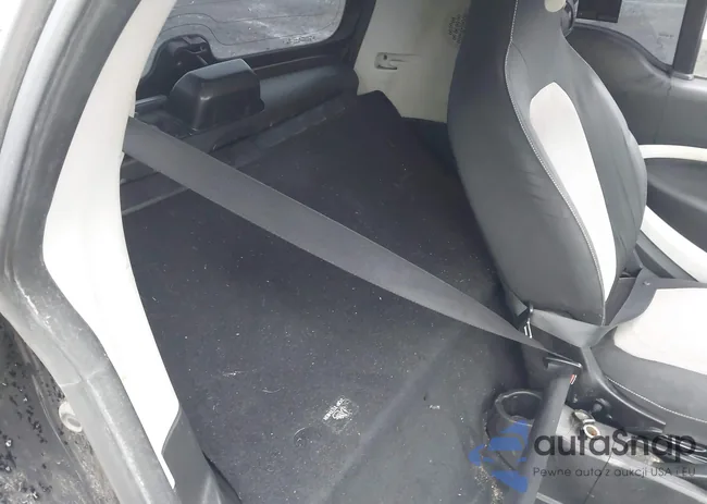 WMEFJ5DA6GK066480: 41937708