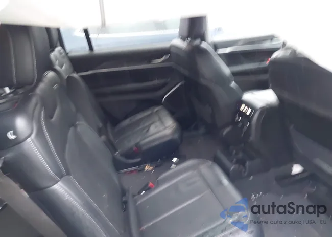 1C4RJKBG5N8545372: 41937729