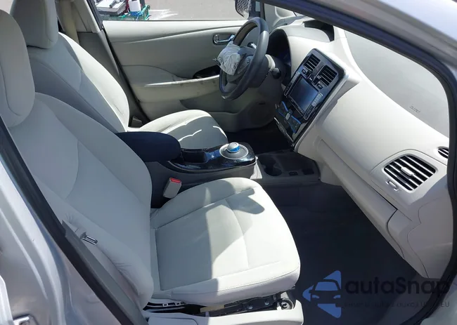 1N4AZ0CP5FC307440: 41940583