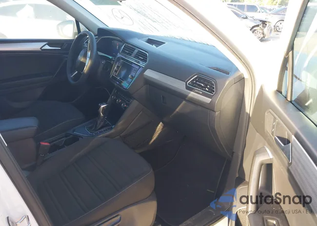 3VV1B7AX0NM126321: 41939646