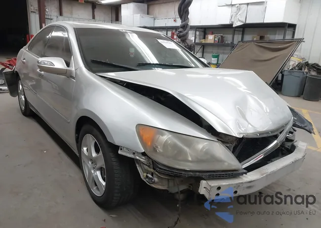 JH4KB16596C008101: 41939783