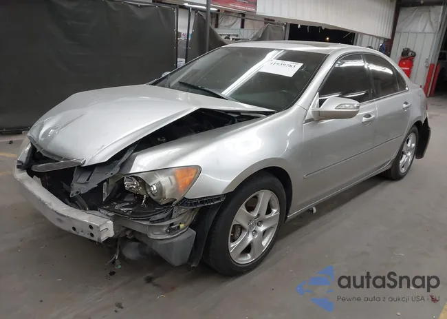 JH4KB16596C008101: 41939783