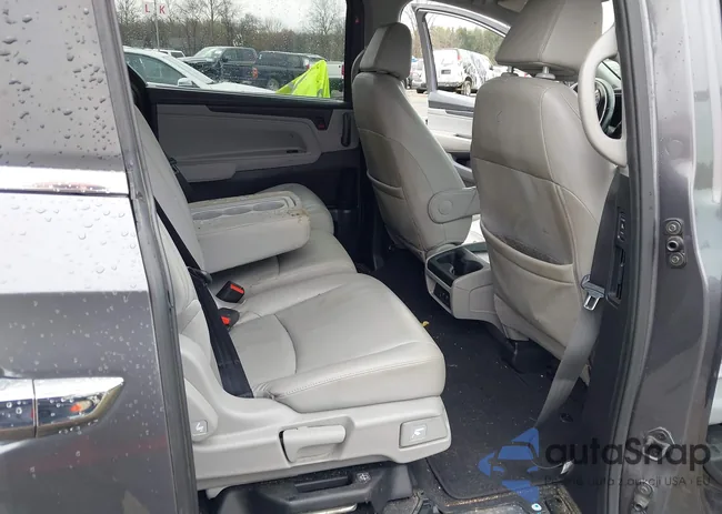 5FNRL6H70JB025227: 41940992