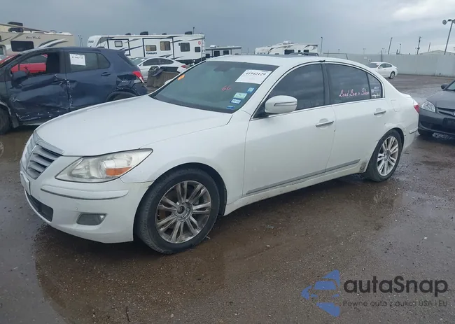 KMHGC4DF2BU113404: 41942129