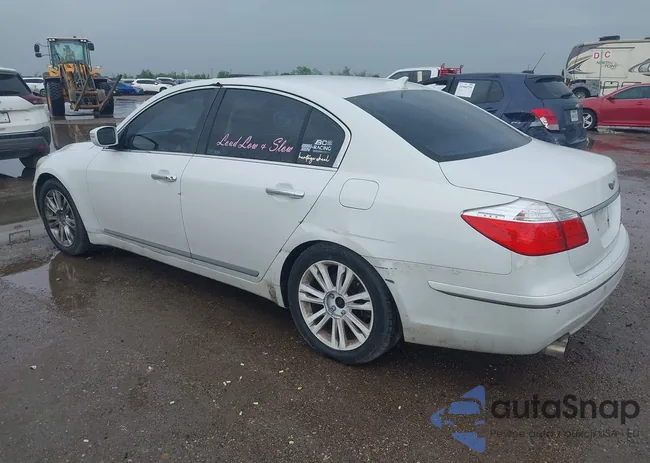 KMHGC4DF2BU113404: 41942129