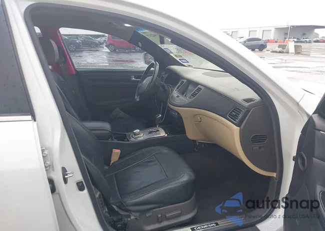 KMHGC4DF2BU113404: 41942129