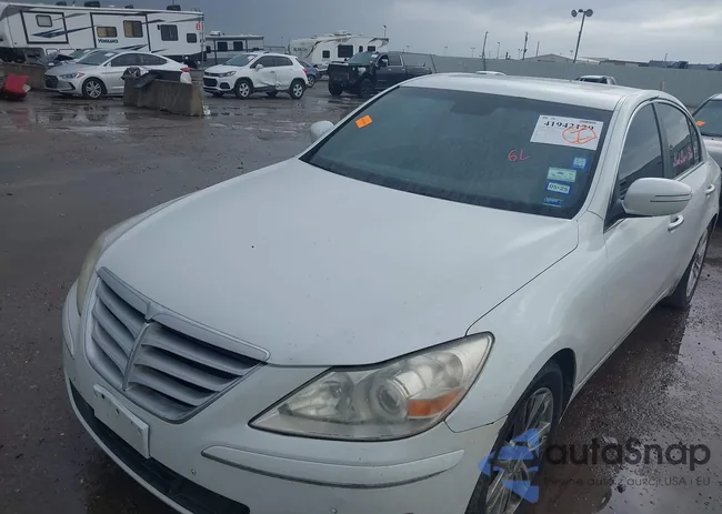 KMHGC4DF2BU113404: 41942129