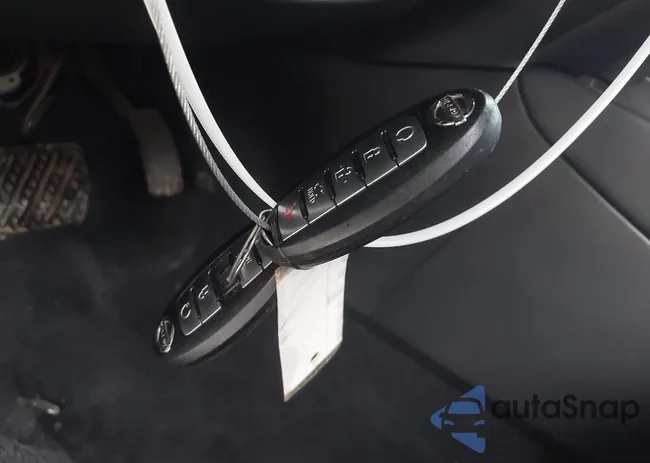 1N4AL3AP8HN351882: 41942201