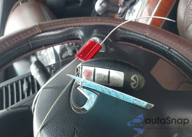 JN8AS1MW0AM850809: 41942267