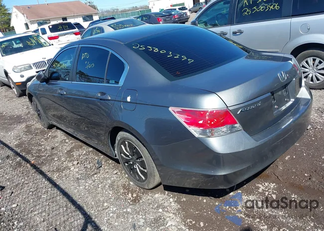 1HGCP2F35AA051304: 41942353