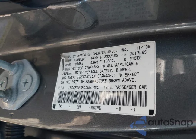 1HGCP2F35AA051304: 41942353
