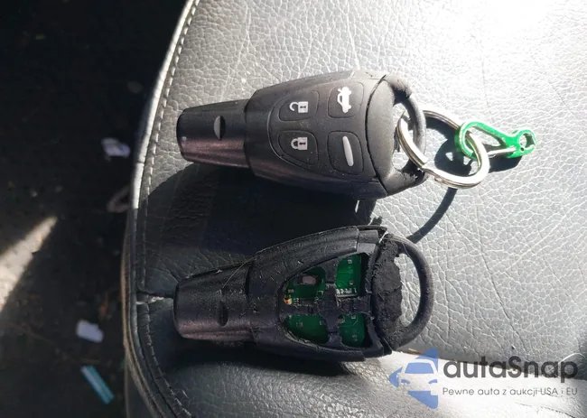 YS3FD49Y061147042: 41941819