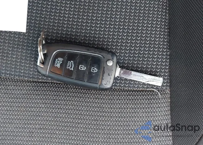 3KPC24A35KE058204: 41941887