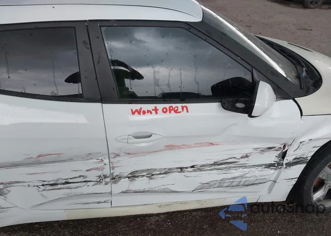 KMHTC6AD0EU194145: 41943225