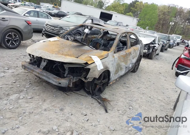 3VWLL7AJ6DM377002: 41943452