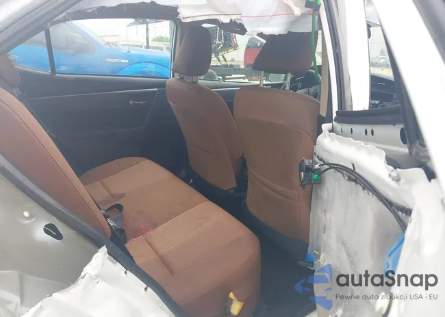 2T1BURHE0FC371689: 41942871