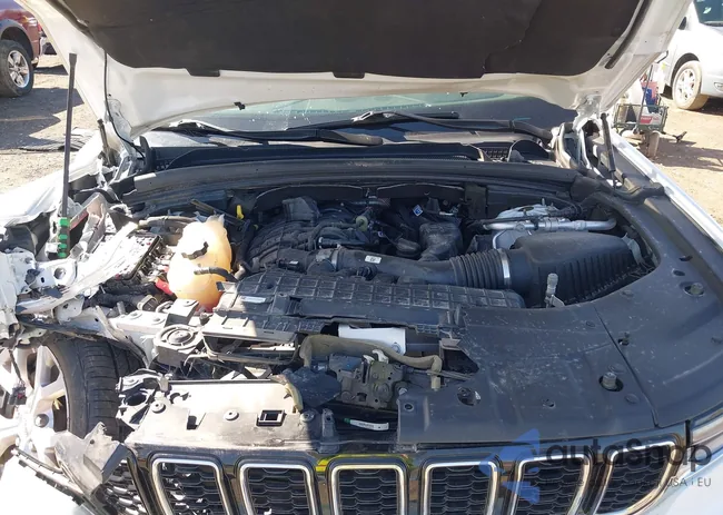 1C4RJKBG7M8142511: 41944285