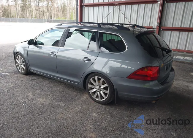 3VWPL7AJ8EM613037: 41943616