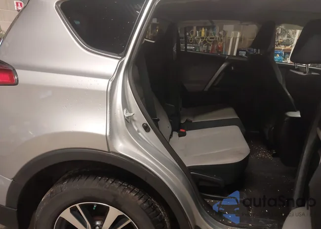 2T3RFREV3HW555319: 41946308