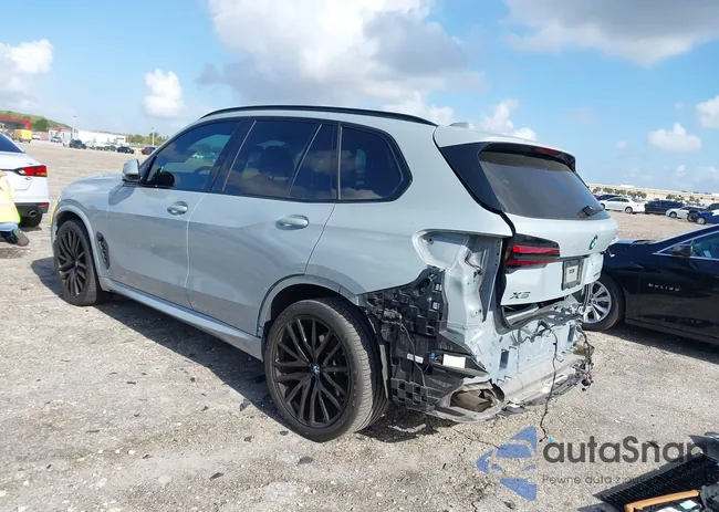 5UX13EU09R9V10745: 41945774