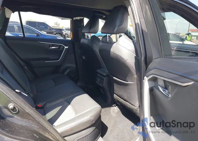 JTMEWRFV8LJ042104: 41945901