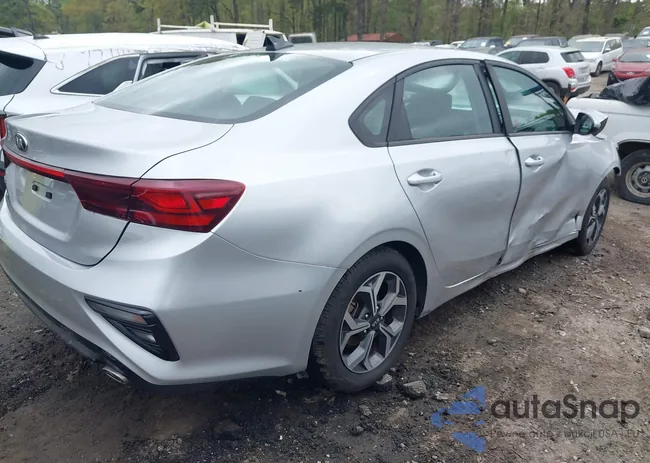 3KPF24AD0KE128438: 41945961