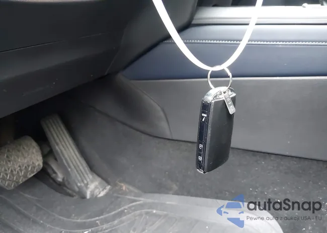 3MVDMBCL1LM140128: 41947581