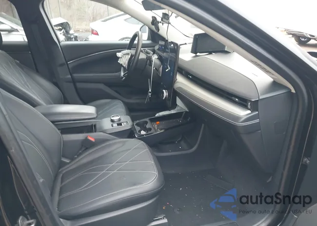 3FMTK2SU8PMA68603: 41946648