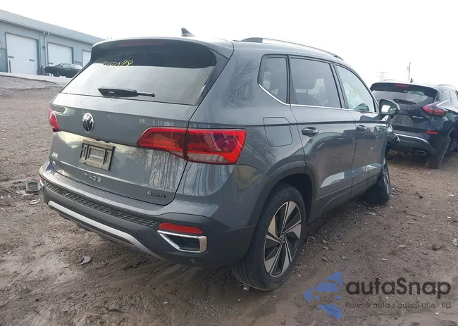 3VVUX7B26RM093655: 41948028