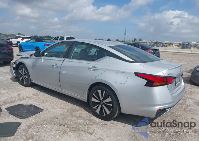 1N4BL4DV7NN403230: 41948427