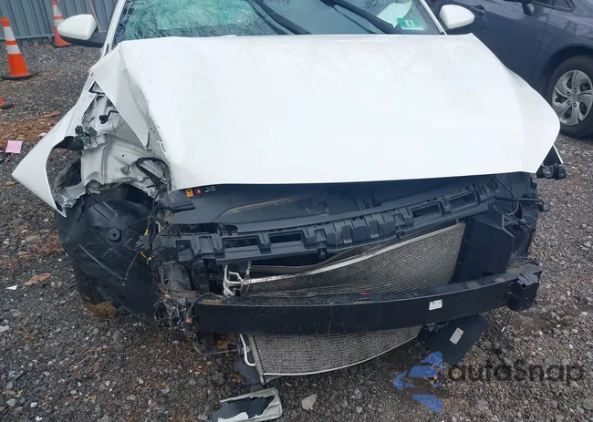 3KPF24AD9KE116403: 41947864