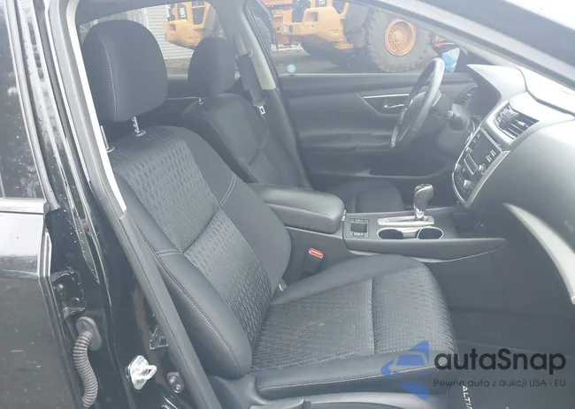 1N4AL3AP3HN323455: 41947918