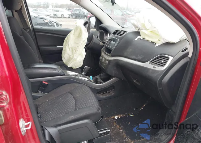 3C4PDCAB8HT557130: 41949037