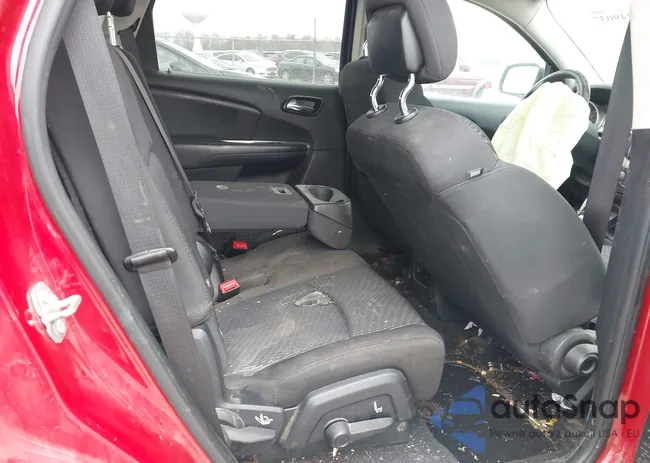 3C4PDCAB8HT557130: 41949037