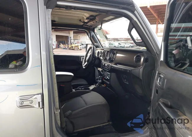 1C4HJXDN8LW126929: 41949281