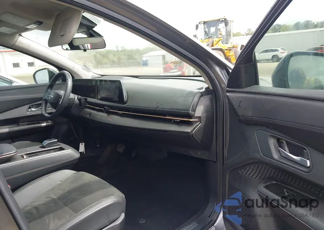 JN1DF0BB8PM701812: 41948980