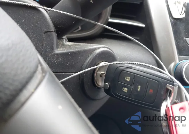 1G11B5SA6DF181389: 41948991